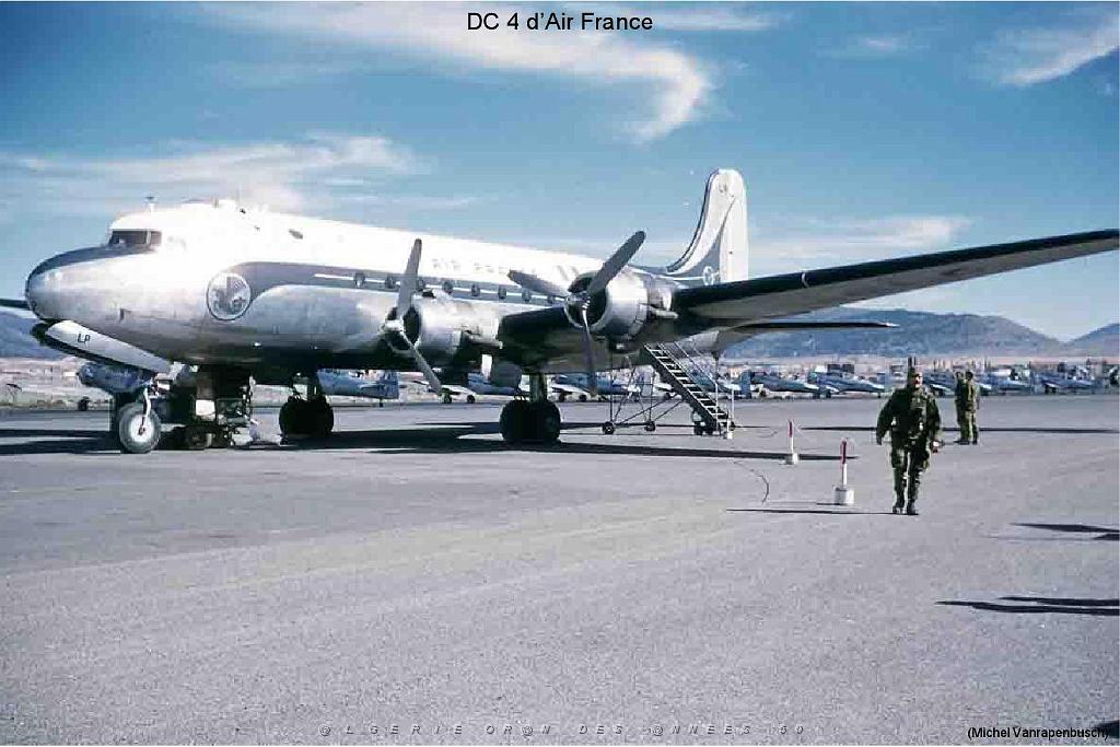 129-AERODROMES-ET-BASES-1945-1962-1-BATNA BA 143 (28).jpg